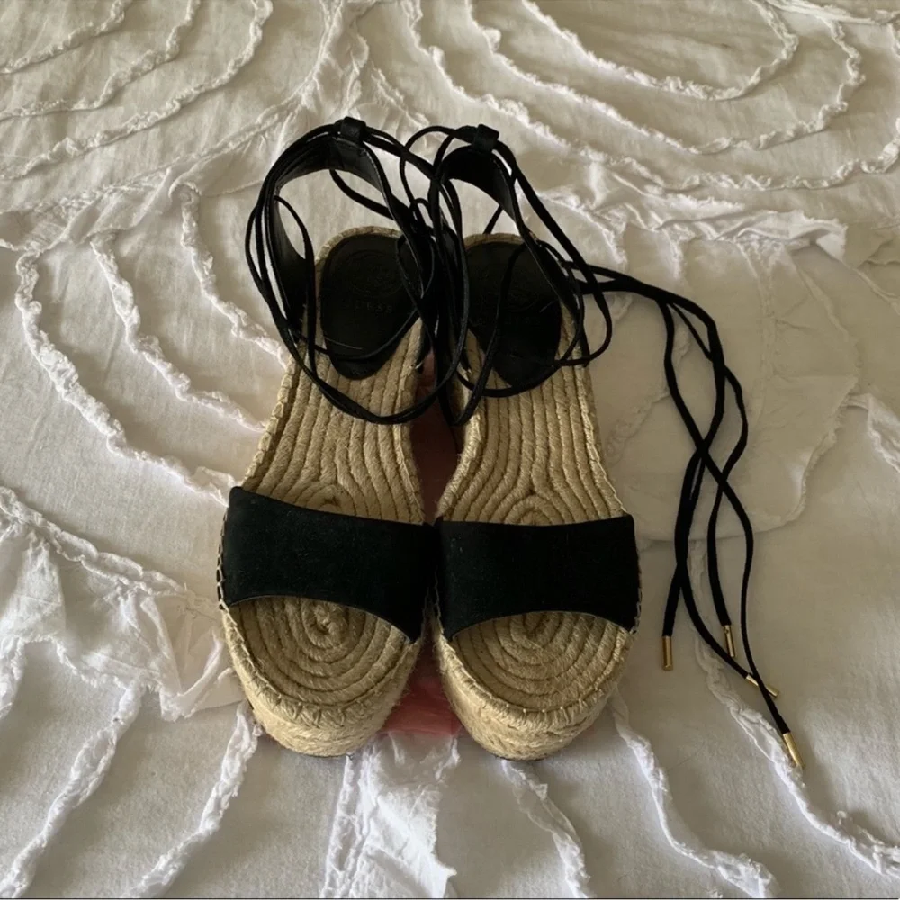 Guess Ronisa Espadrille Wedges in Black Size 8